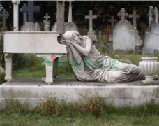 墓碑也需要特色？？？？？？盘货天下上最具创意的墓碑