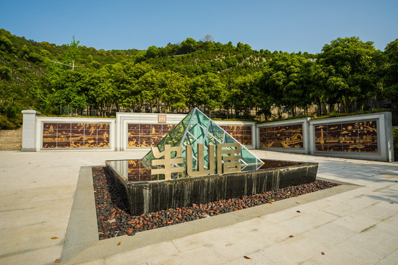 感受自然之美，，，，，，壹定发集团的陵园妄想哲学